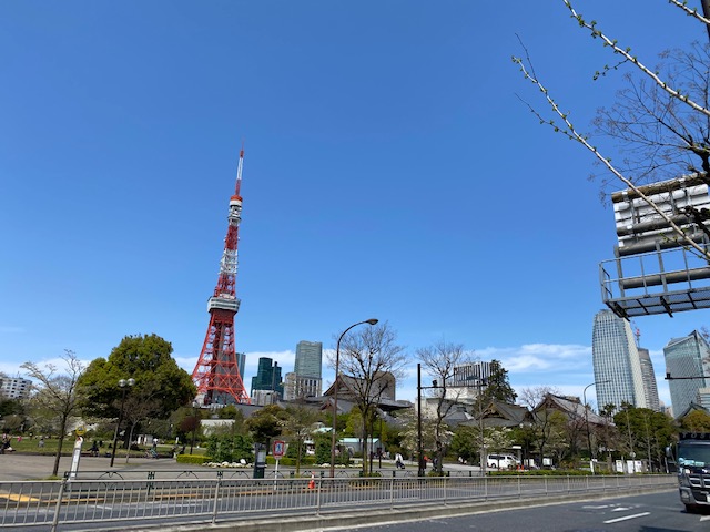 末広がりの紅白３並び