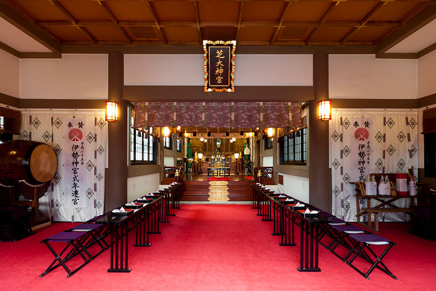 芝大神宮 境内