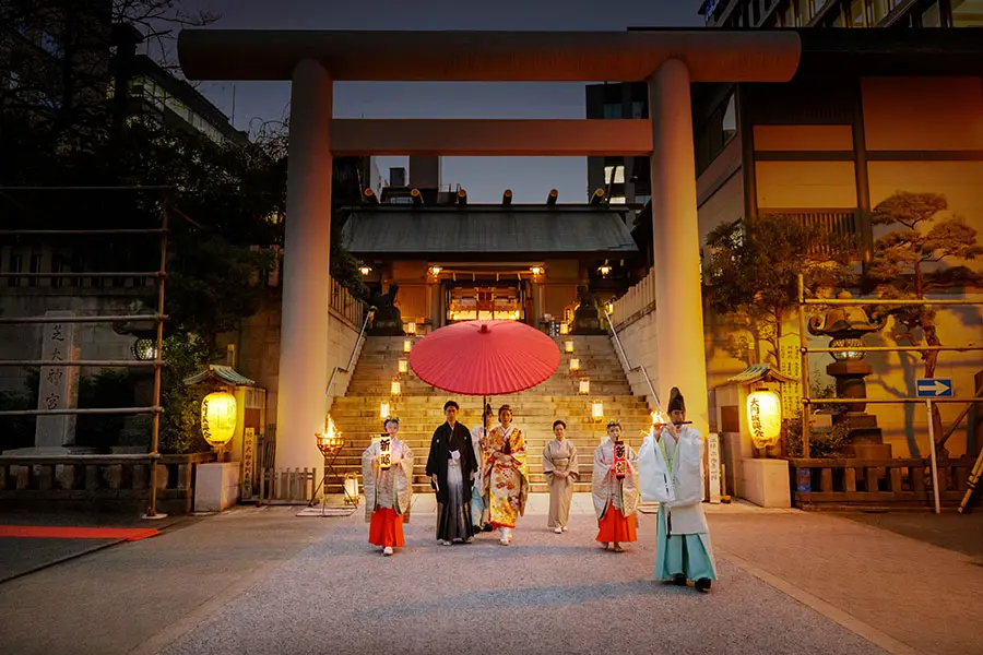 芝大神宮 夜 大鳥居