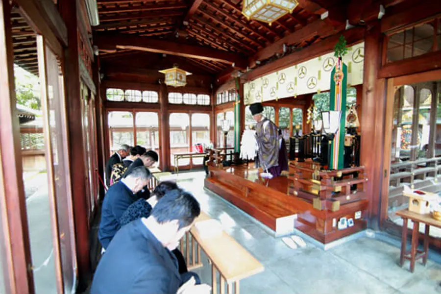 白金氷川神社