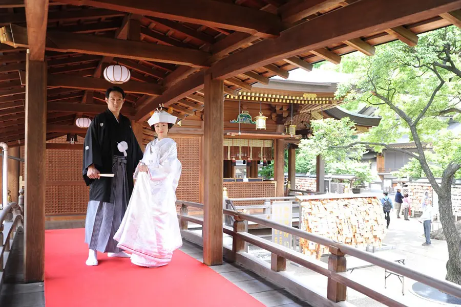 湯島天神と人形町今半上野広小路店の結婚式